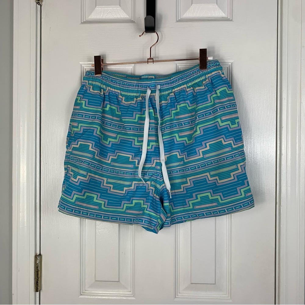 💛Chubbies Men Size Large Desert Dawn 4” Lined Classic Swim Trunk